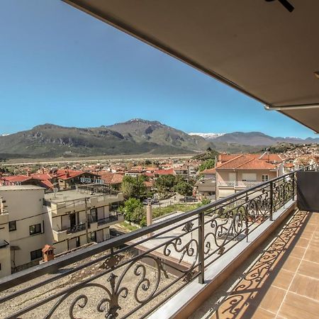 Meteora Heaven And Earth Premium Suites - Adults Friendly カランバカ エクステリア 写真