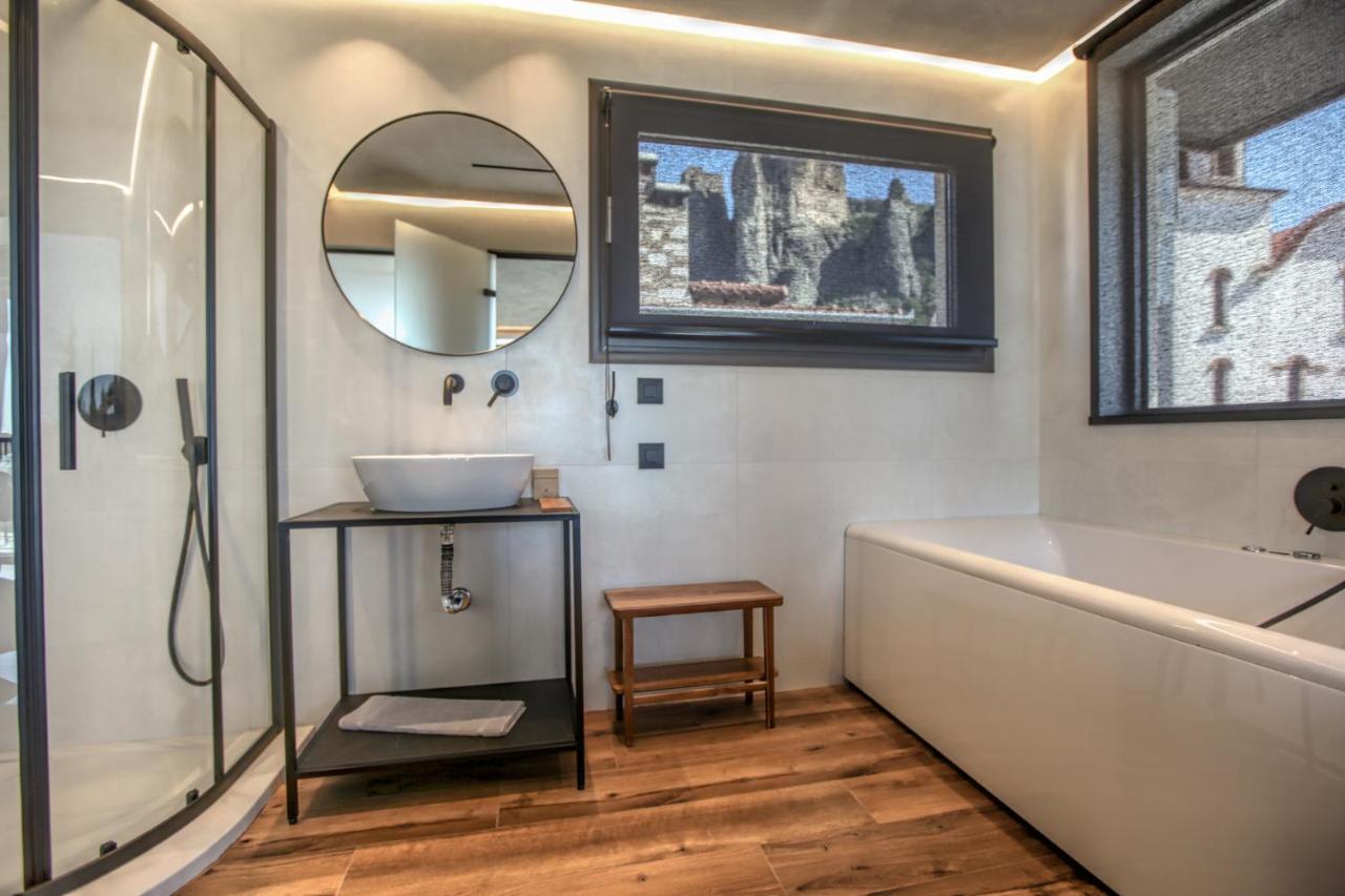 Meteora Heaven And Earth Premium Suites - Adults Friendly カランバカ エクステリア 写真